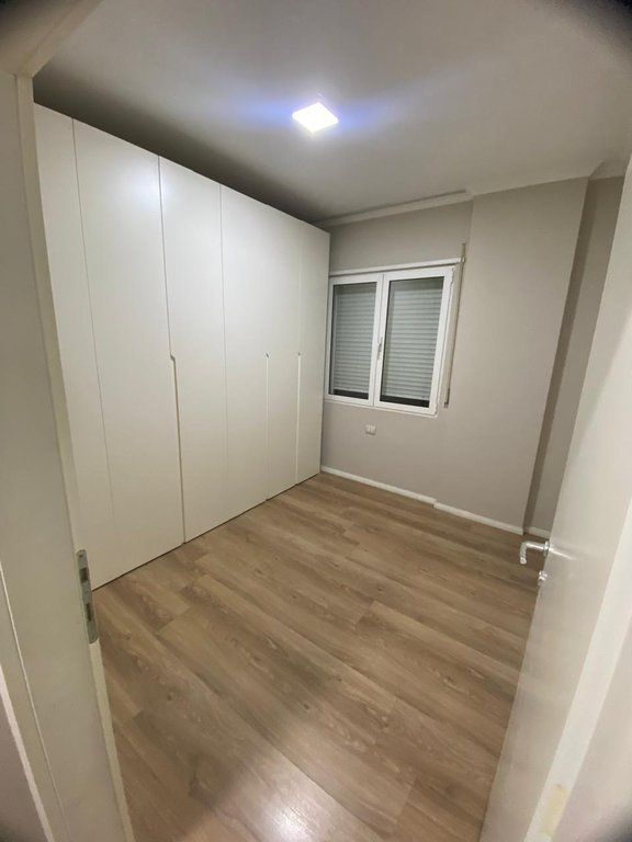 SHITET APARTAMENT 3+1+2 LIQENI I THATË, PRANE RADISSONIT TIRANË 260,000 €