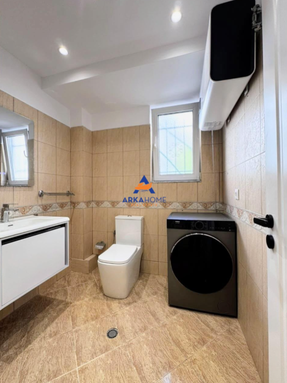 JEPET ME QERA APARTAMENT 1+1+BALLKON "RRUGA MARGARITA TUTULANI" 800 EURO