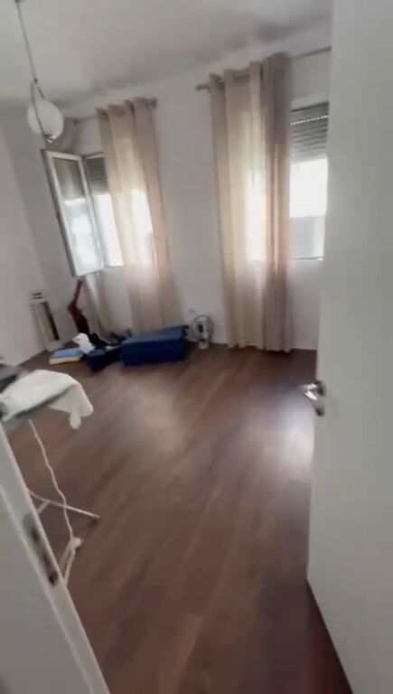 2+2 furnished for rent at the Zoological Garden 700 eu