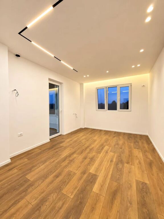 1+1 apartment for sale at 21 Dhjetori