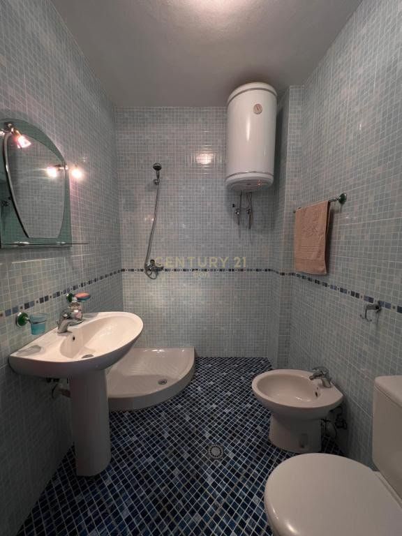 Apartament 1+1 Me Qira në Golem, Durrës !