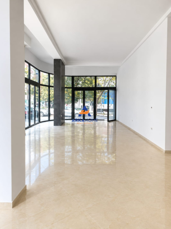 JEPET ME QIRA NJËSI BIZNESI 80M2 "YZBERISHT" 80.000 LEKE