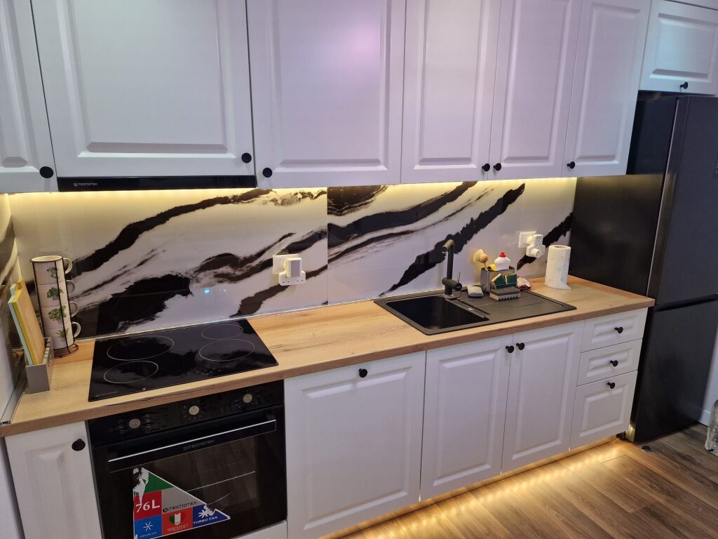 📌 JEPET ME QIRA APARTAMENT 2+1 | RRUGA NAIM FRASHËRI – PRANË RRUGËS SË AMBASADAVE