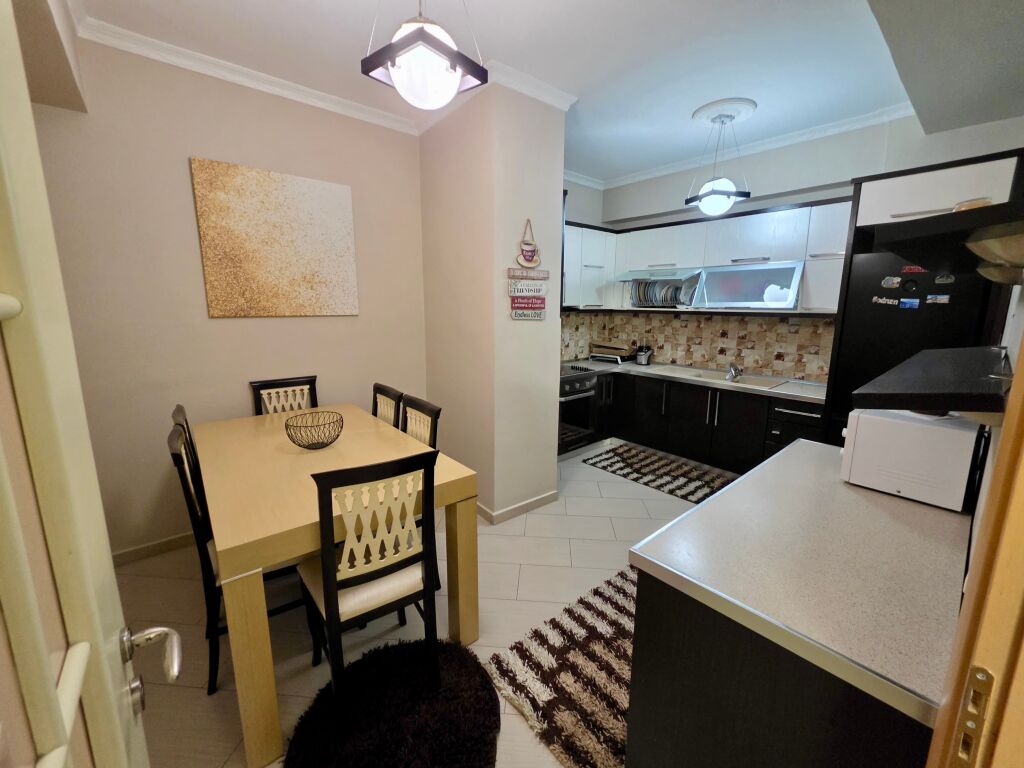 📣 QERA Apartament 2+1 Me Kuzhine Me Vete 📍 Astir, Prane Bar Oslo ✨