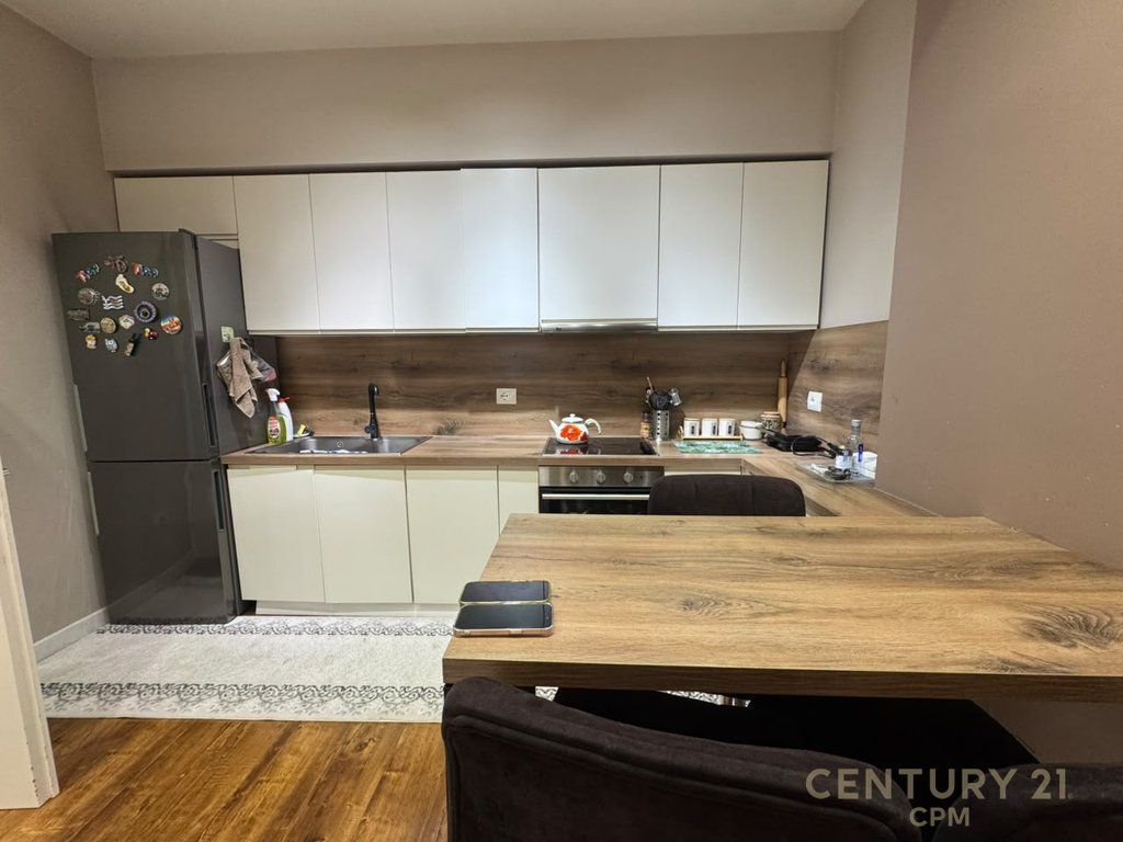 Super Apartament 2+1+2 ne shitje tek Unaza e Re, Astir!