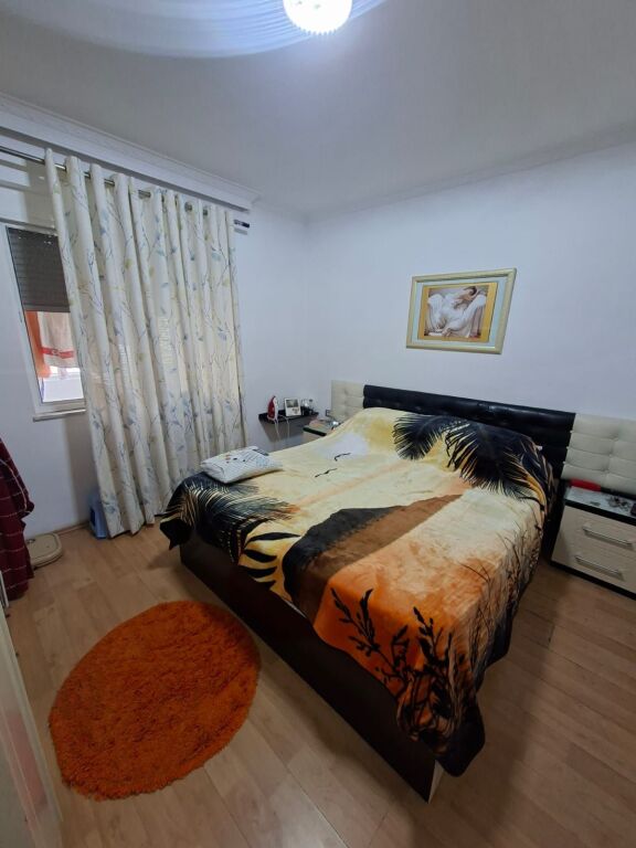 Vendesi appartamento 2+1 RR.Kavajes 145.000 euro
