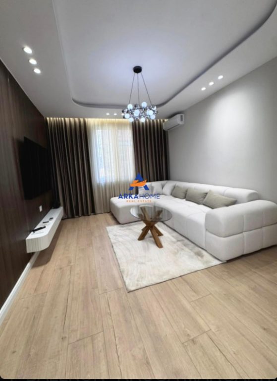 JEPET ME QERA APARTAMENT 1+1+BALLKON "RRUGA MARGARITA TUTULANI" 800 EURO