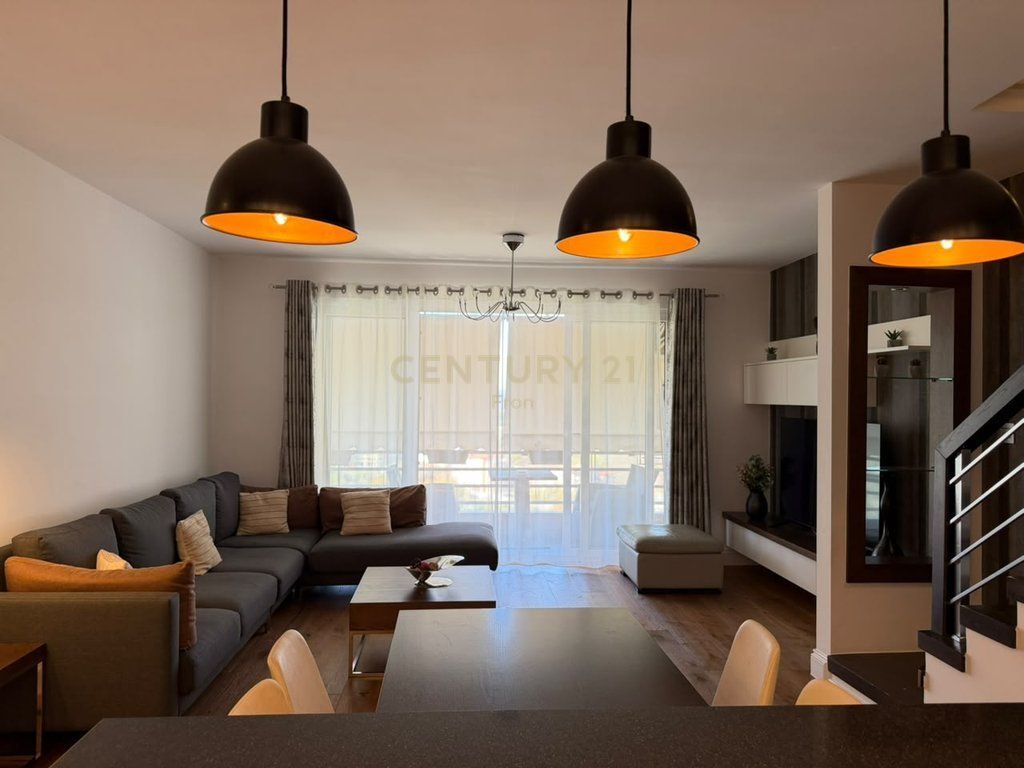 JEPET ME QIRA – DUPLEX | KODRA E DIELLIT 1,500 € /Muaj