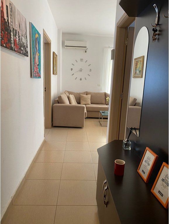 JEPET ME QIRA APARTAMENT 2+1