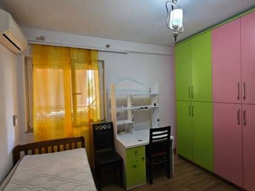 Shitet, Apartament 2+1+2+Post Parkimi,Rruga Jordan Misja,Tiranë