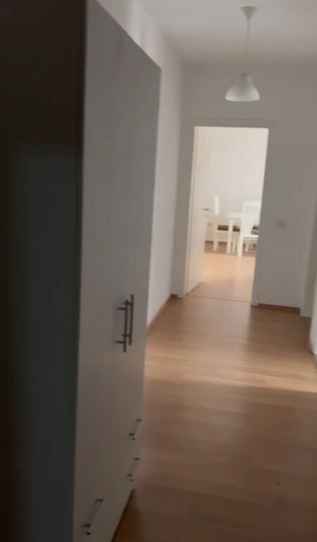 Bargain: 1+1 apartment for sale on 5 Maji Street, opposite Concord Center, 71.64 m2 - 135 million lek