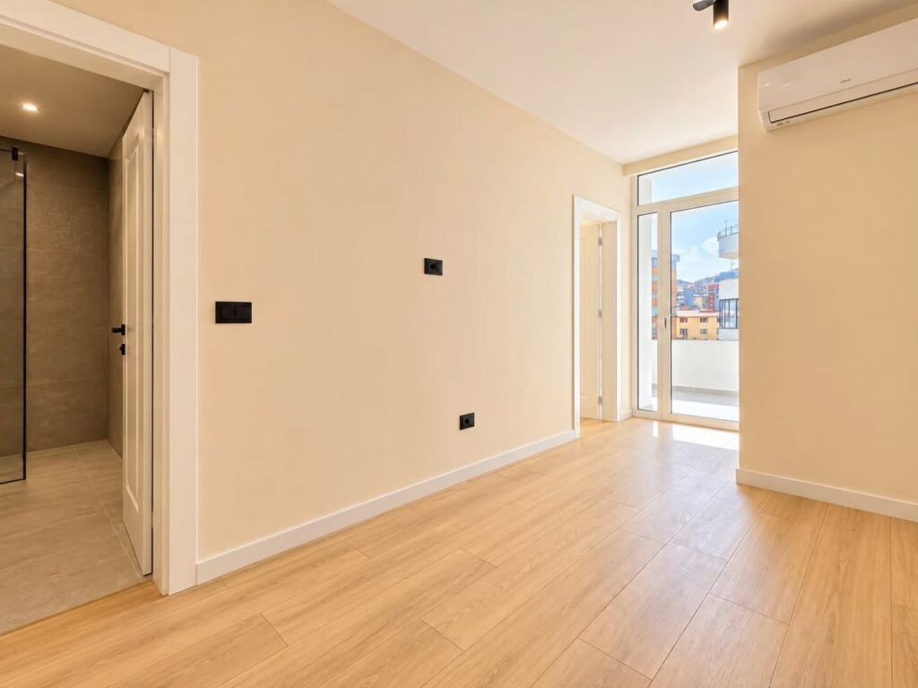 PARIS COMMUNE, JUST PAST KIKA 2 🔺 We are selling a great apartment: 🔺 1+1