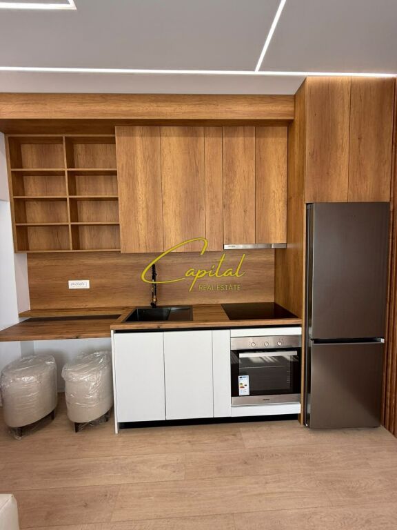 APARTAMENT ME QIRA 1+1 MYSLYM SHYRI 85.000 LEKE