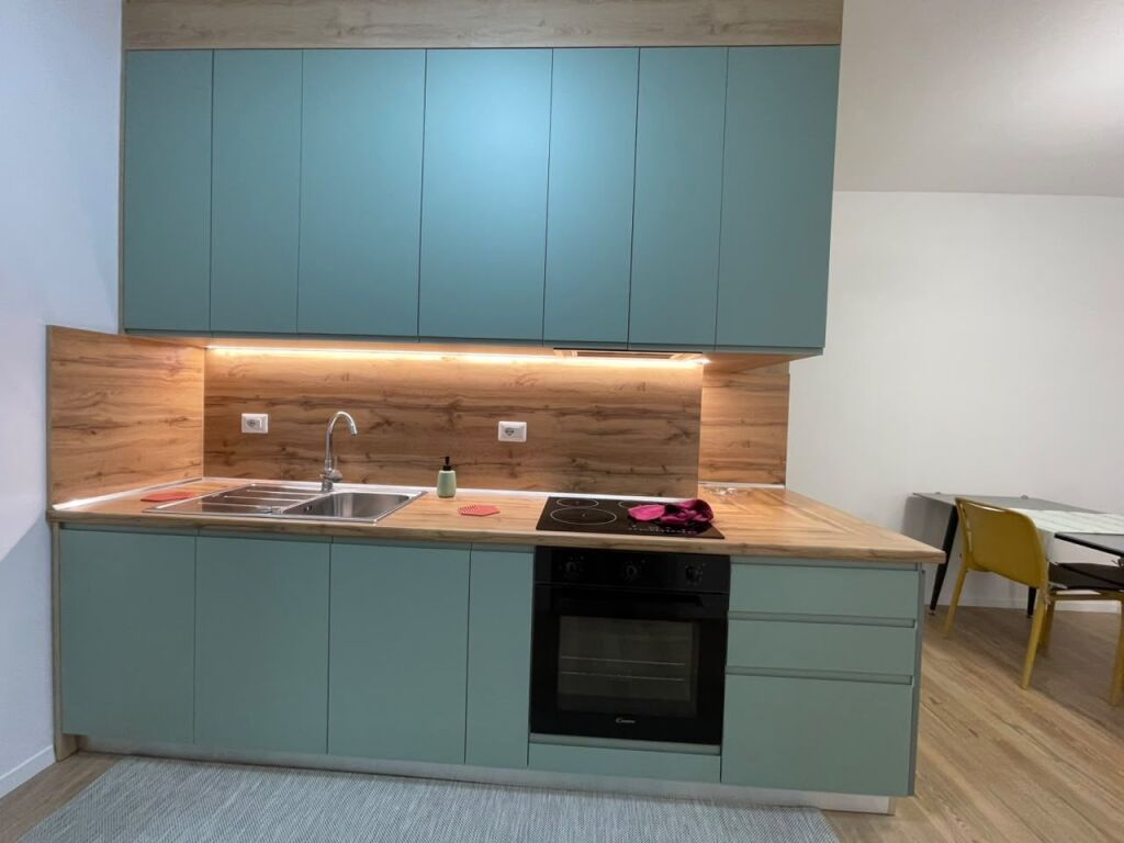 Apartament 1+1+Parking per qira tek 21 Dhjetori.