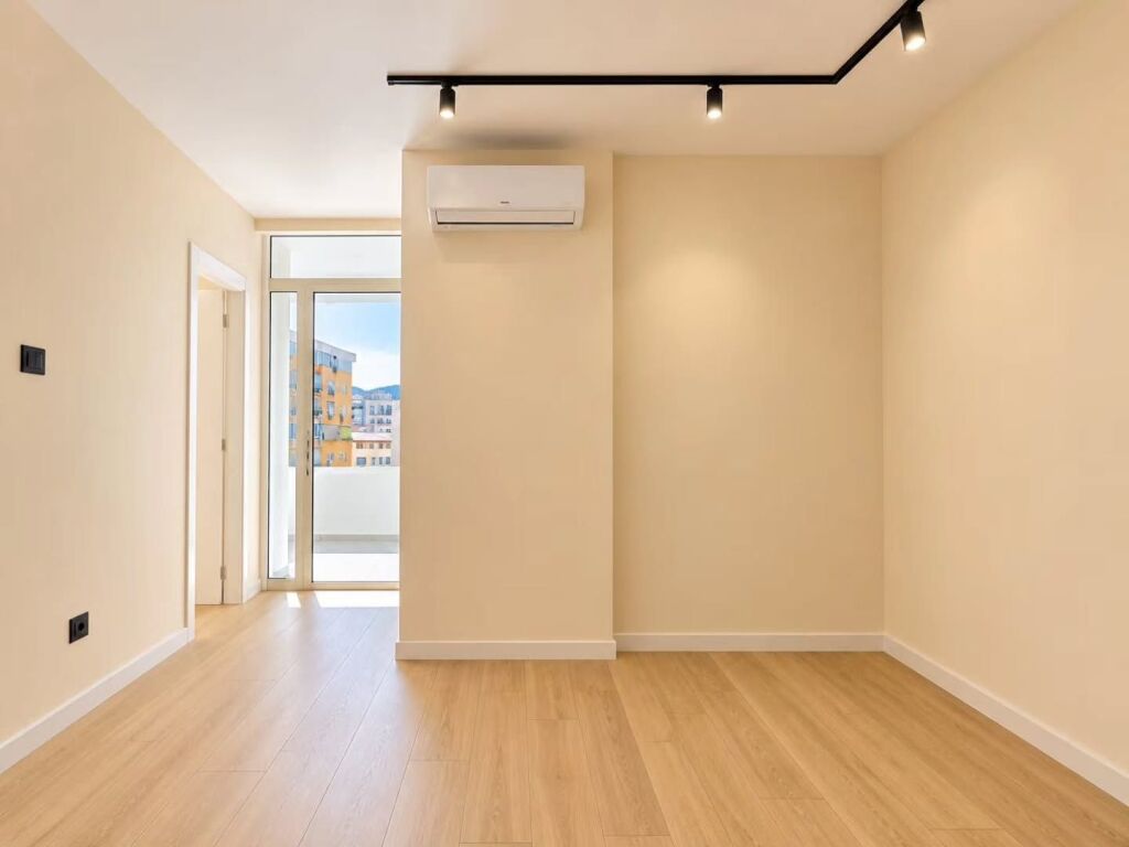 PARIS COMMUNE, JUST PAST KIKA 2 🔺 We are selling a great apartment: 🔺 1+1