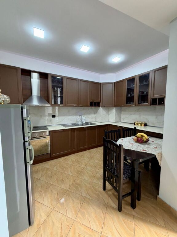 📣 QERA Apartament 2+1 📍 Astir, Prane Market Peshkut ✨