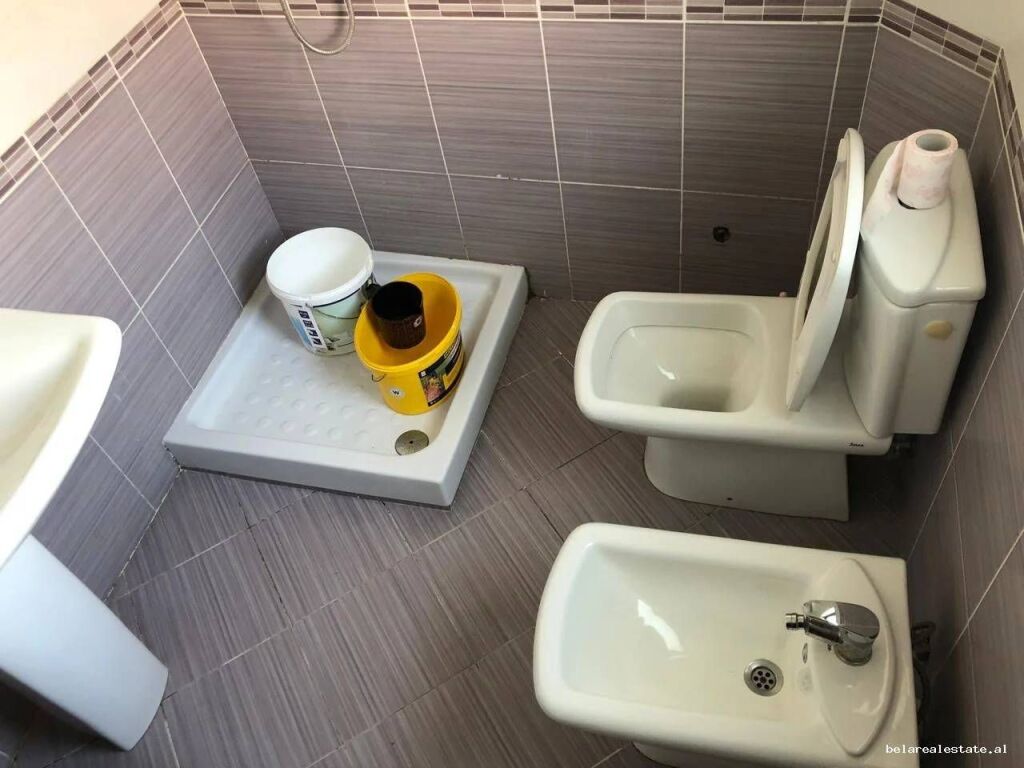 Vile 3-Kateshe Per Shitje Ne Babrru (ID BV0144) Tirane
