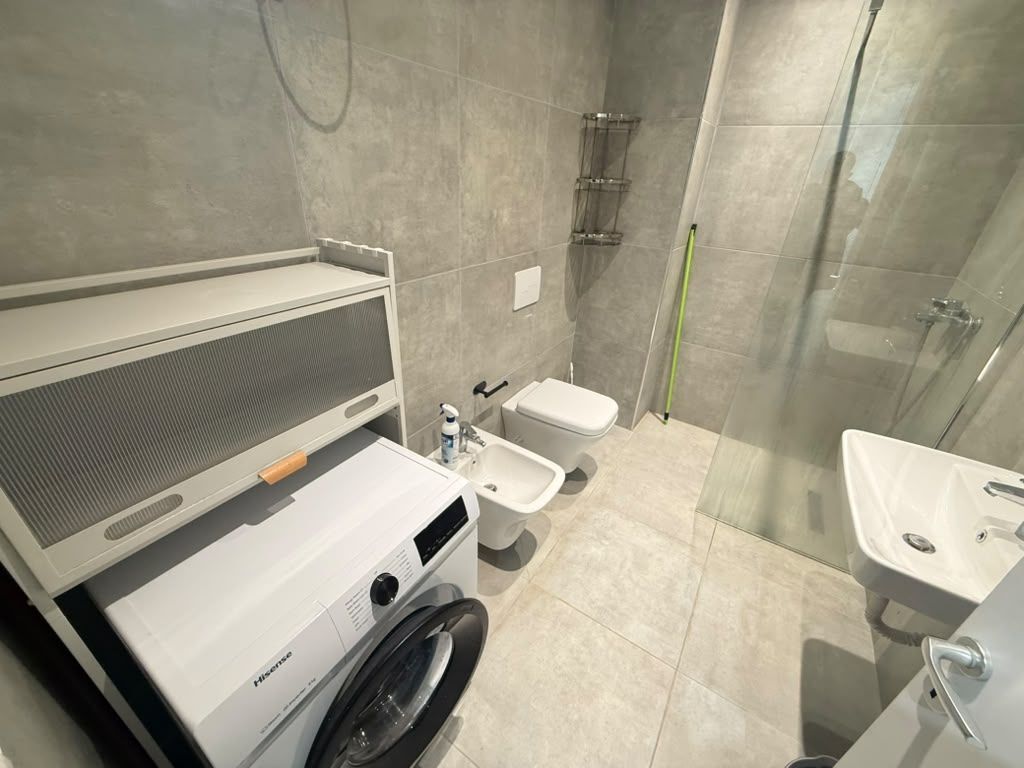 Apartament Me Qera 1+1 Tek Stacioni i Trenit (ID B2101962) Tirane