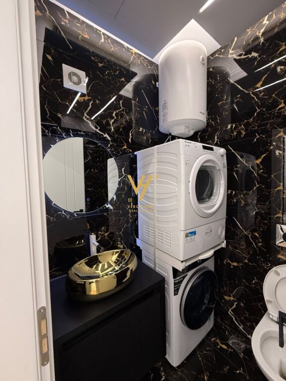 JEPET APARTAMENT 1+1 ME QERA TE MYSLYM SHYRI 85.000 LEKE