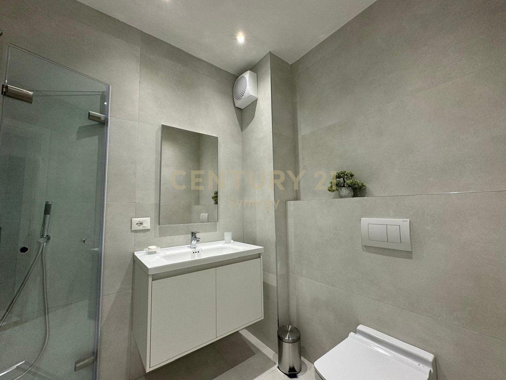 Appartamento 2+2 in Affitto sul Boulevard Zogu i Parë, Tirana - 1500€ |