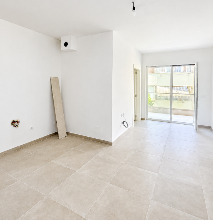 🏡 SHITET APARTAMENT 2+1 ME BALLKON – GOLEM