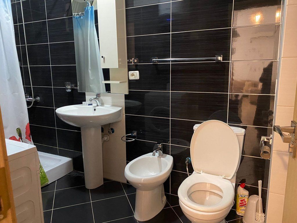 APPARTAMENTO 2+1 IN AFFITTO 650 € /Mese 65,000 Lekë /Mese
