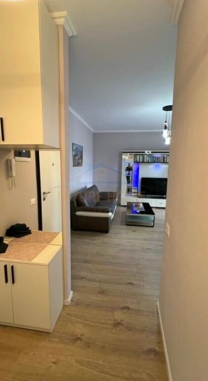 For rent, 1+1 apartment, Siri Kodra Street, Tirana