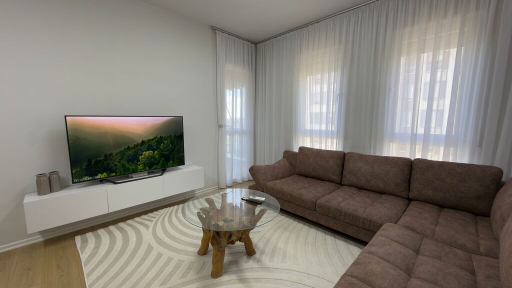 2+1 apartment for rent with balcony, 7th floor, 68m, (Tirana, 5 Maji Street)