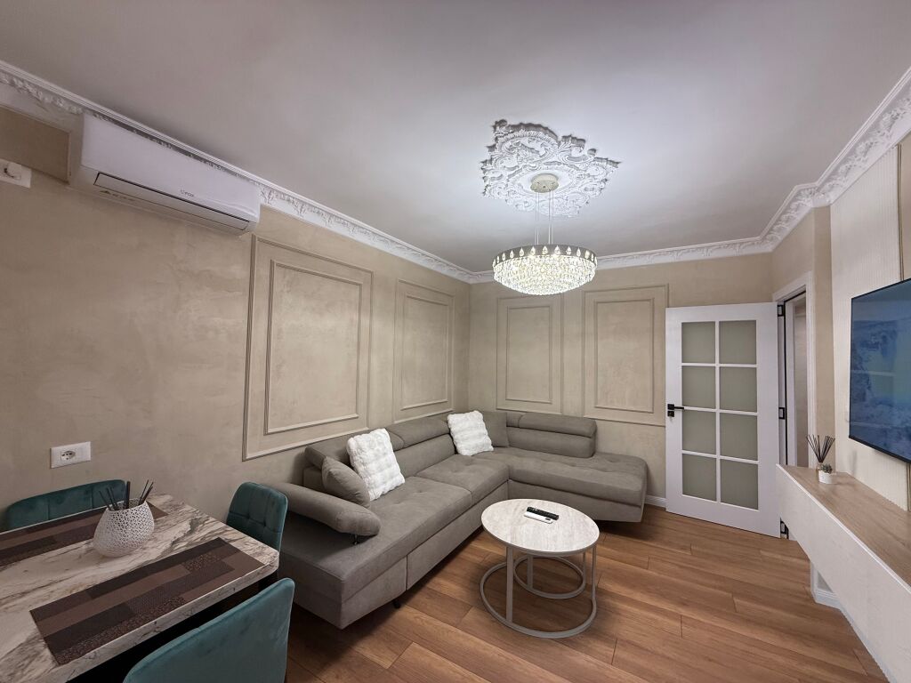 Shesim apartament 2+1 tek Rruga Fortuzi!