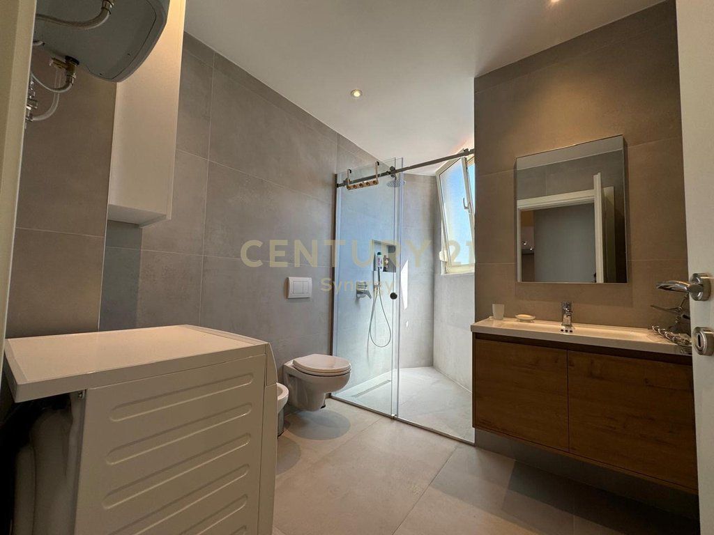 2+1+2 apartment for rent on Zogu i Parë Boulevard, Tirana €1,500 /Month