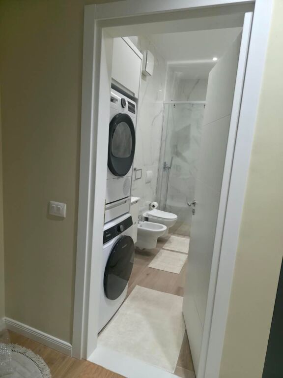 2+1 APARTMENT FOR RENT WITH PARKING SPACE – NEW MATERNITY HOSPITAL, TIRANA(530581009-80)