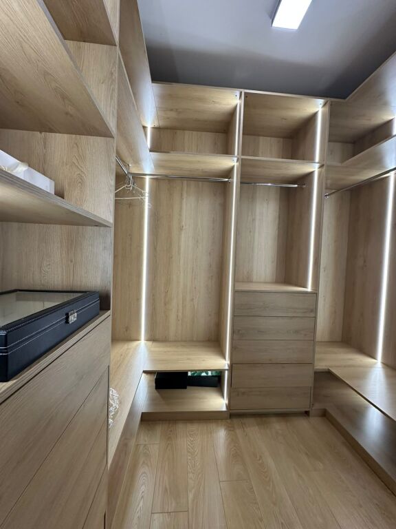 Super Appartamento 3+1+2WC+Posto Auto in Rruga e Kosovareve ID 5882