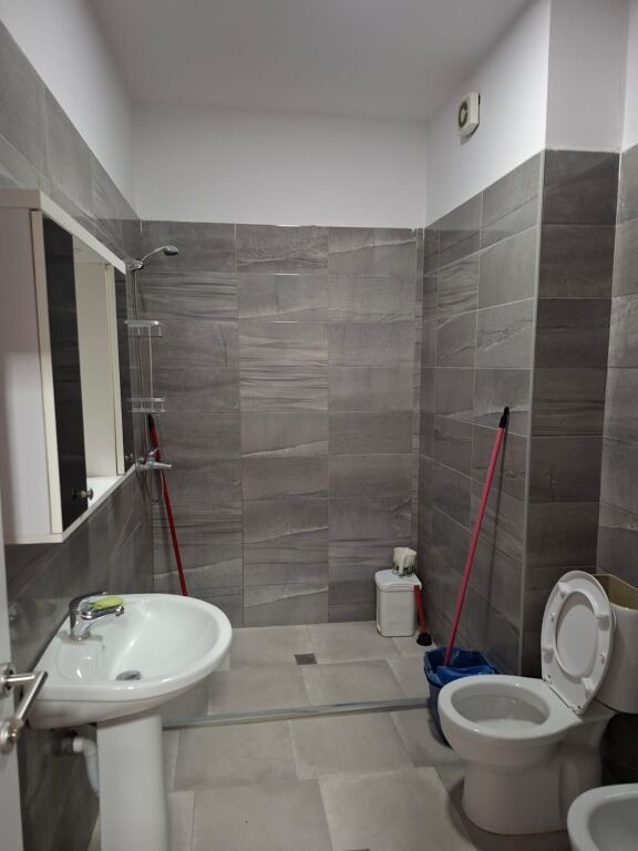 🏡 APARTAMENT 2+1 ME QIRA AFATGJATË -Rruga e Çipajve