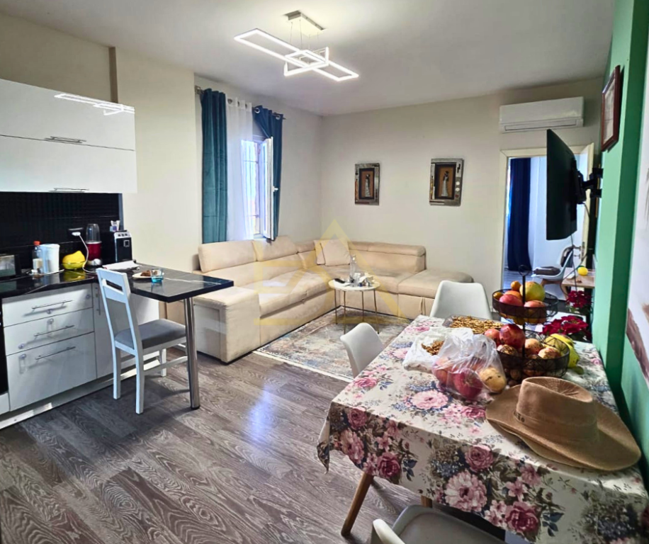 1+1 APARTMENT FOR SALE – NEIGHBORHOOD 13, BEACH, DURRËS
