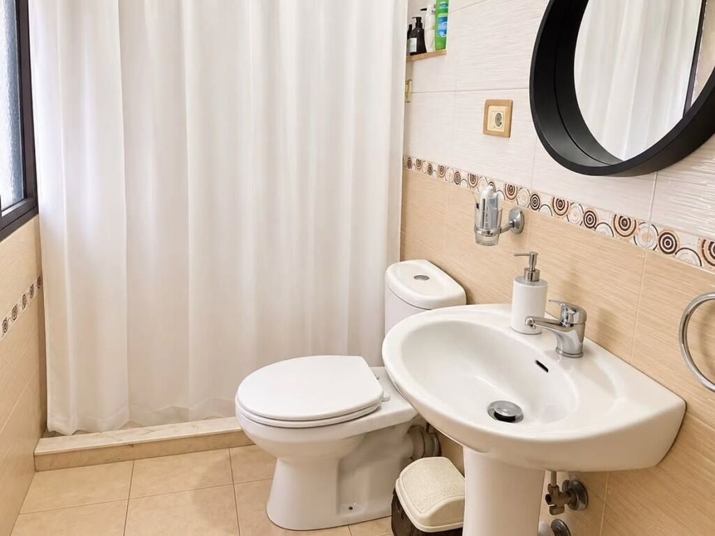 21 DECEMBER 📢 114,000 euros 📢 📍 Behind Mondial, Kongresi Lushnjes street. 🔺 We are selling an apartment: 🔺 1+1