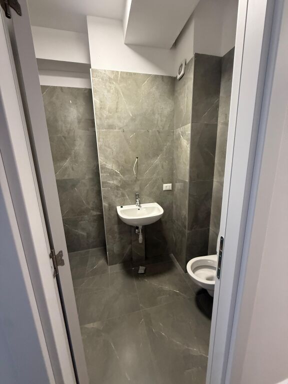 OFFICE SPACE FOR RENT – 2+1P