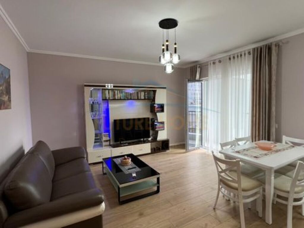 Qera, Apartament 1+1, Rruga Siri Kodra, Tirane