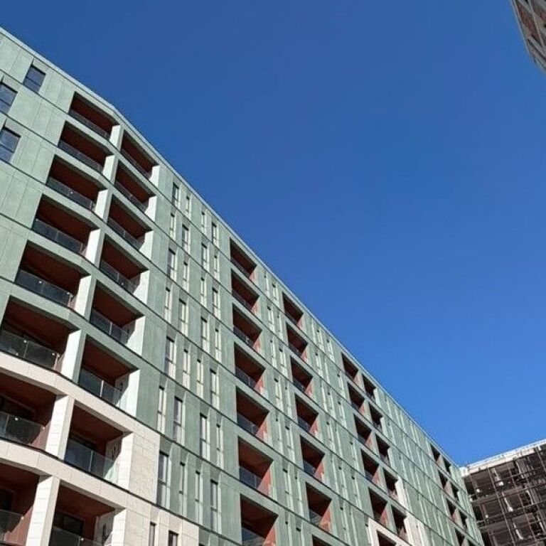 🏡 VENDESI APPARTAMENTO 2+1+2 – RIVERSIDE RESIDENCE