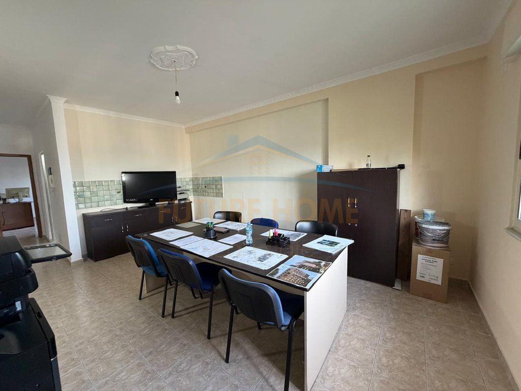 Shitet, Apartament 2+1, Vila Zogut, Durres 110,000 €