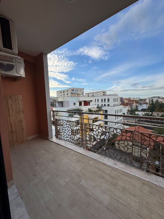1+1 apartment for rent at 21 Dhjetori