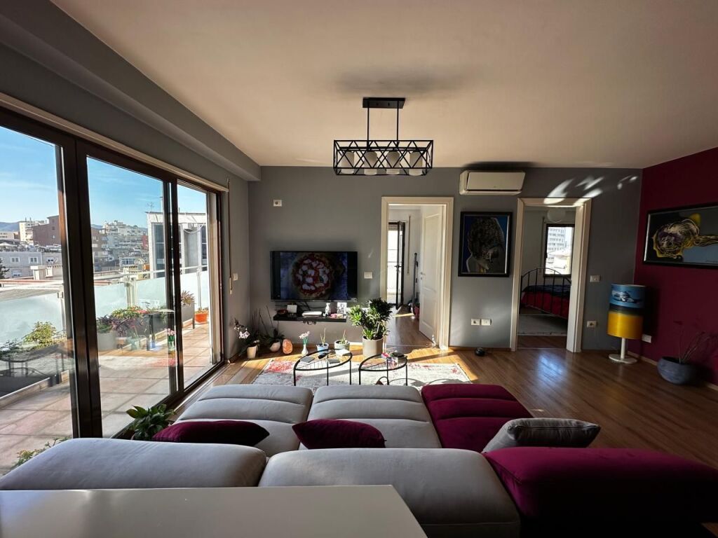 2+1 apartment for rent in the center, Zogu i 1 Boulevard.
