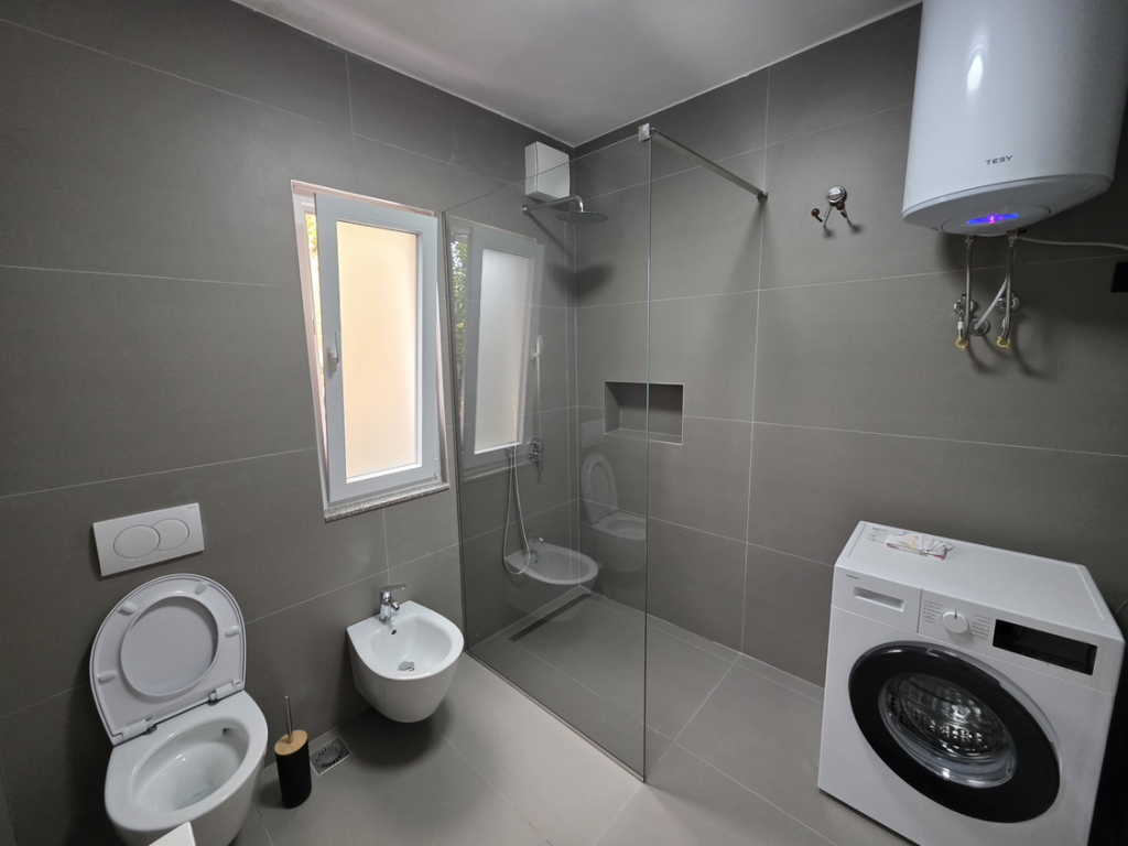 Apartament 2+1 per qera Bulevardi i Ri !
