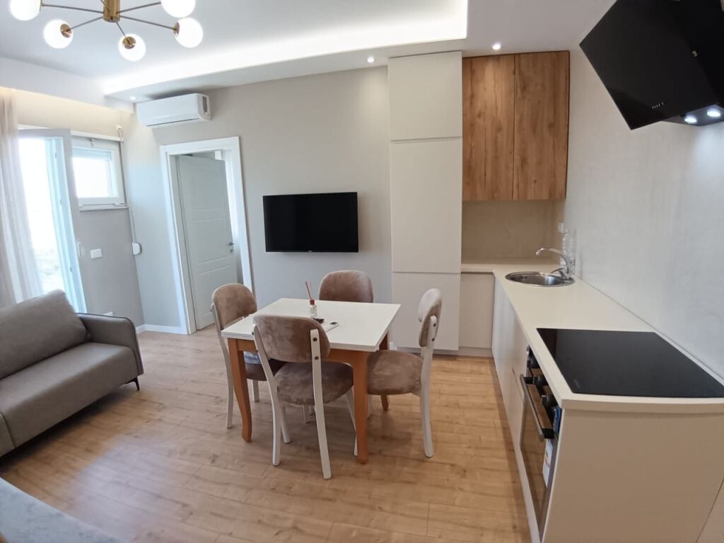 Apartament 1+1 me qira tek Ish Tregu Elektrik