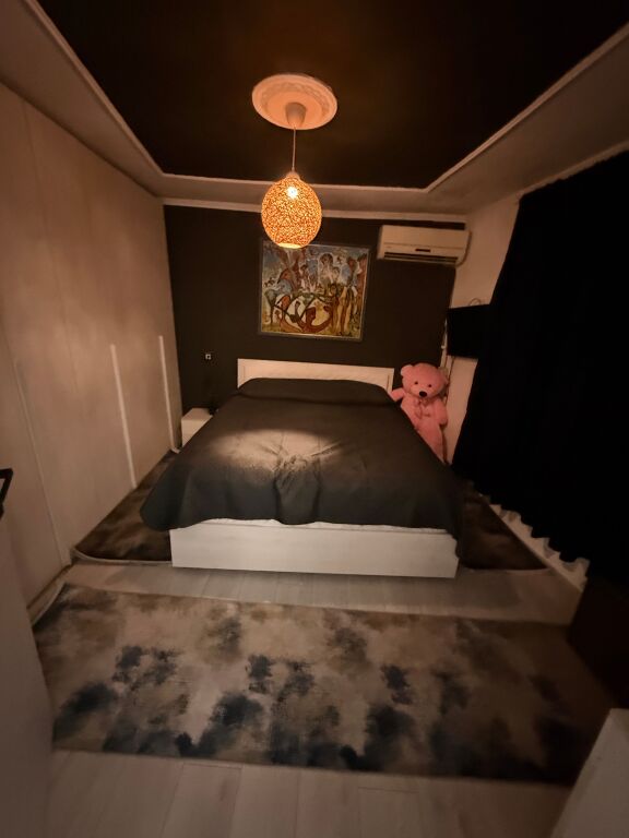 Nuovo Bazar , appartamento 1+1 in affitto 43.000 lek