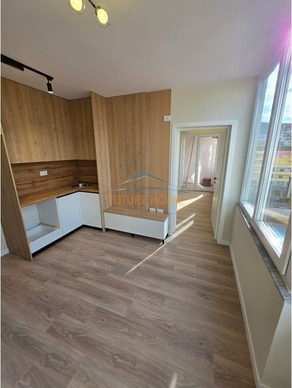 For sale, 1+1 apartment, Komuna e Parisit