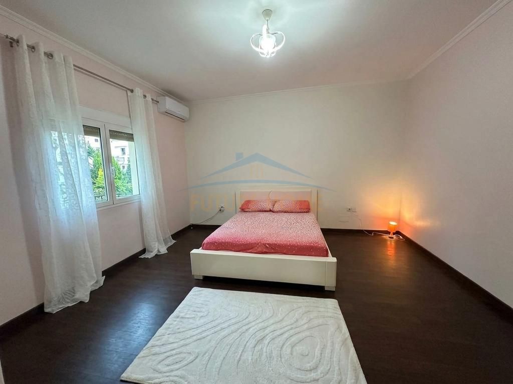 For rent, 2+1+2 apartment, Komuna e Parisit