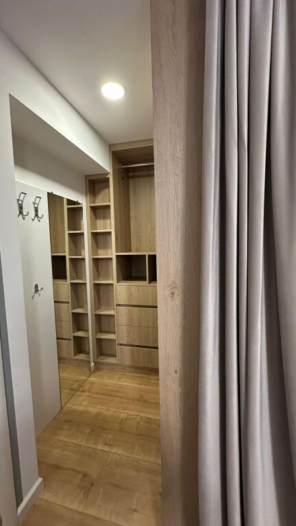 1+1 apartment for rent in the Center, at Piaca, Skanderbeg Square .