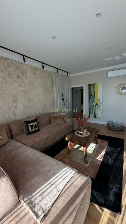 SHITET APARTAMENT ME PAMJE DETI, 2+1+2 TUALETE VILA E ZOGUT, DURRES !