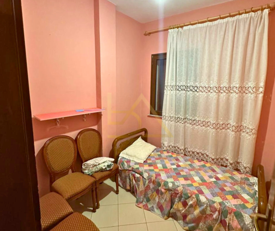 SHITET VILË 3-KATËSHE – HAMALLAJ