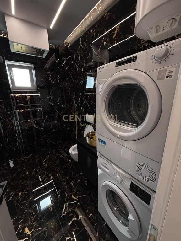 1+1 APARTMENT FOR RENT, MYSLYM SHYRI, TIRANA!